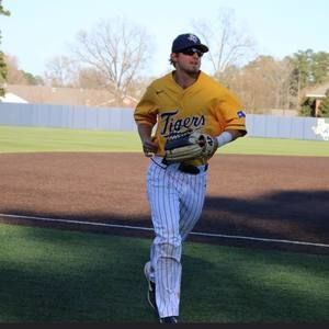 Meet your Posher, Drew